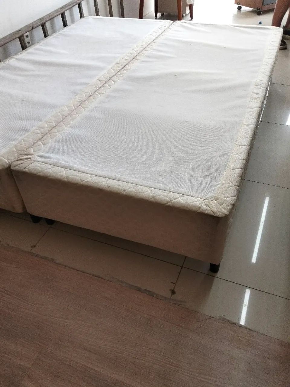 Linda cama box e colchao queem size com pilow top ( novo ) * - Foto 4