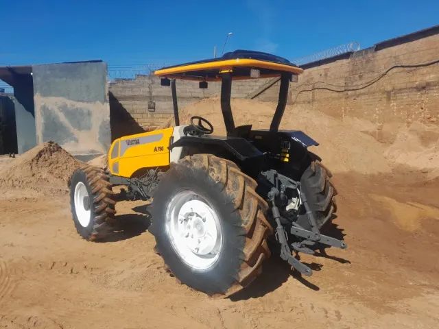 Trator Valtra A750 ano 2010 - Foto 4