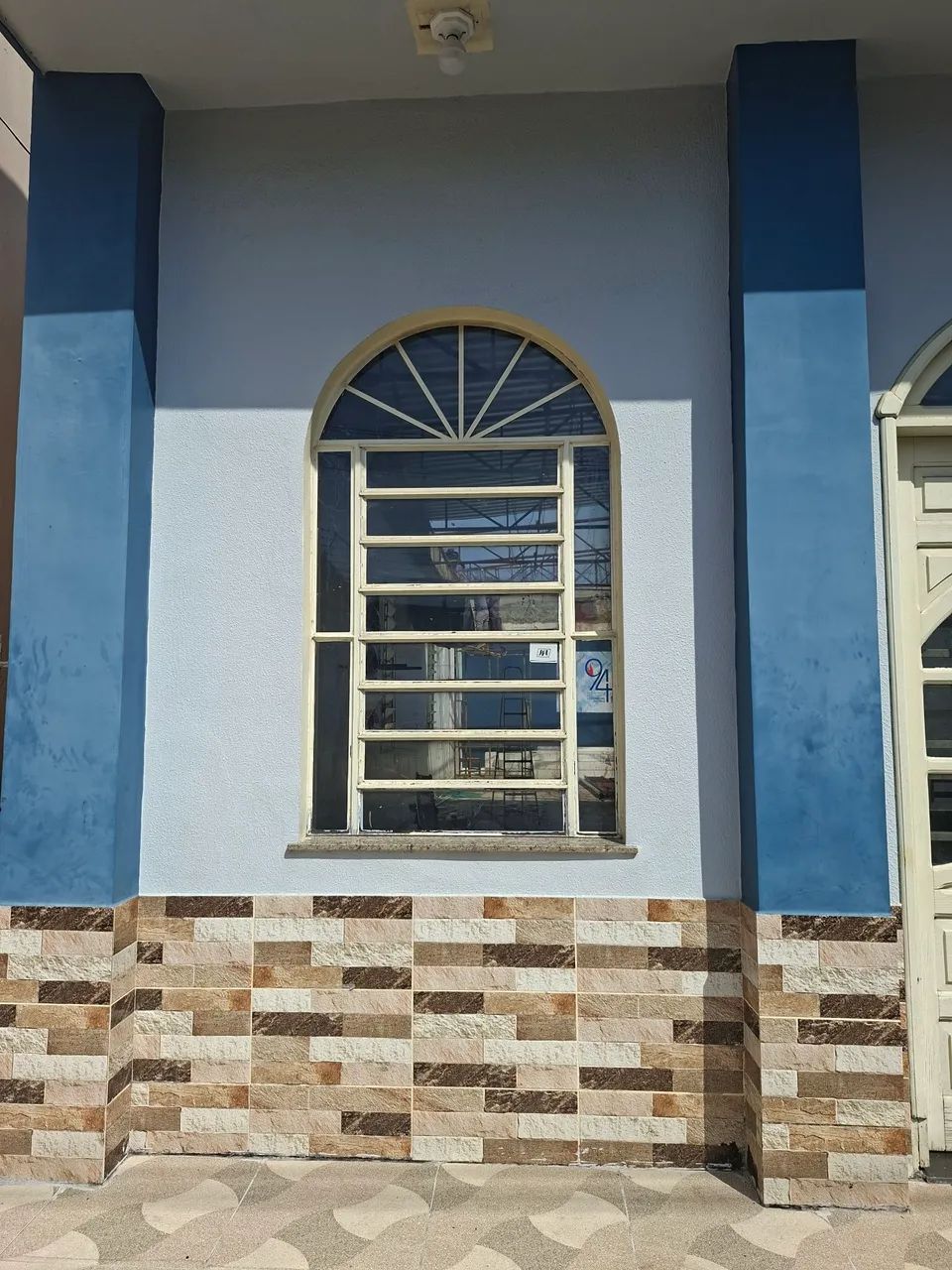 Janela Basculante com arco - Foto 2
