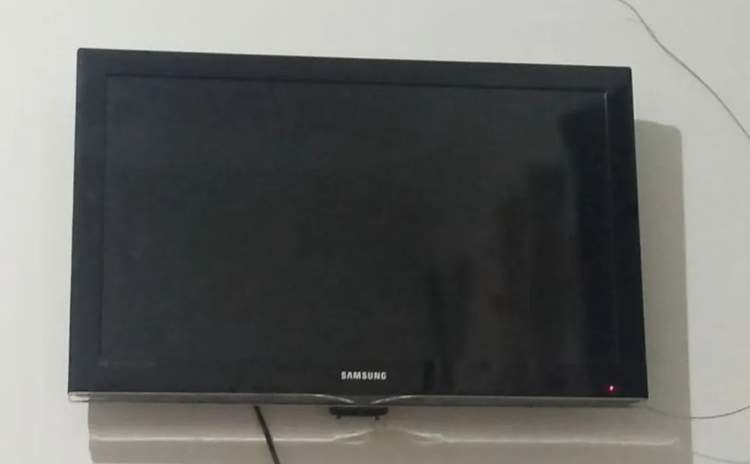 Televisão LCD Samsung 32 polegadas