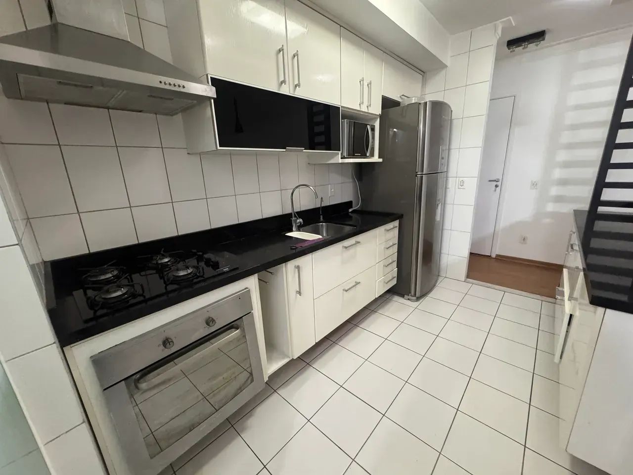Apartamento com 3 dormitórios e duas vagas - Foto 4