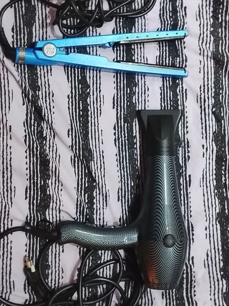 Vendo secador de cabelo e chapinha  - Foto 2