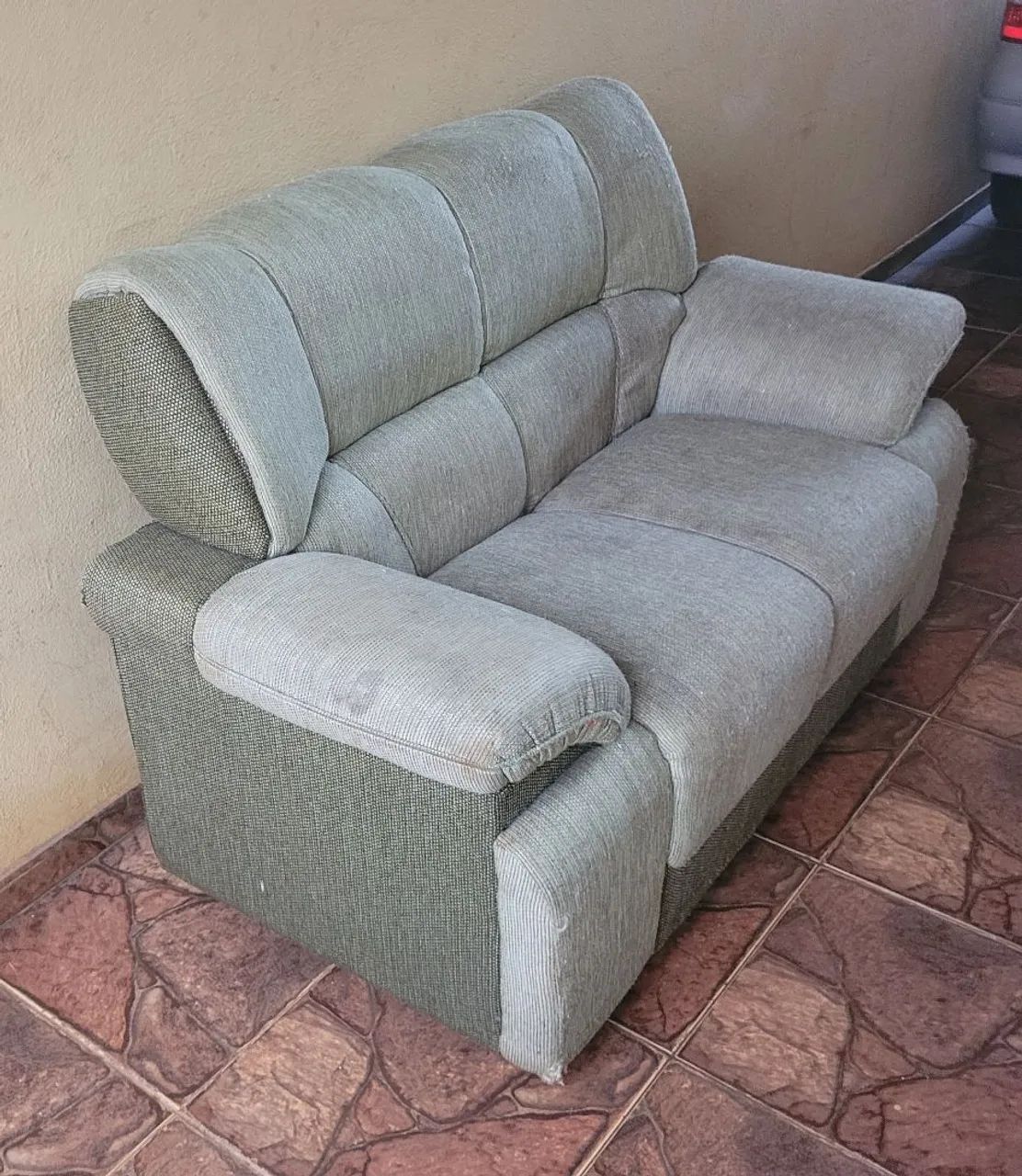 Lindo sofá de 2 lugares  - Foto 2