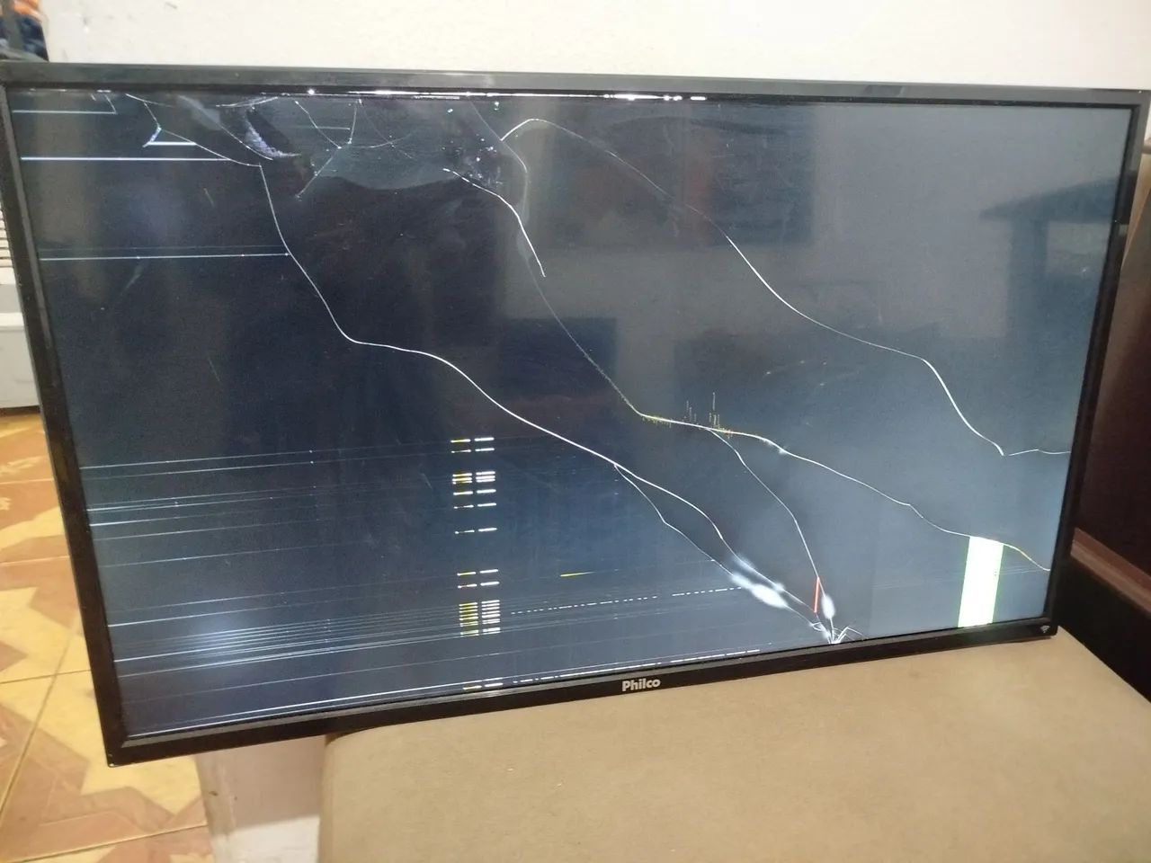 TV Philco smartv, retirada de peças  - Foto 2