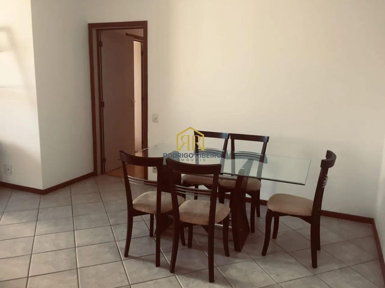 MORE NO MELHOR BAIRRO DE FLORIPA - TRINDADE - Foto 4