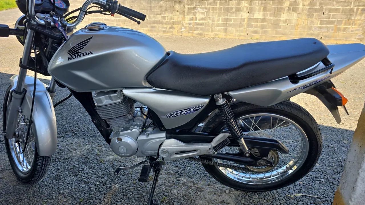 CG titan 150 ESD  - Foto 3