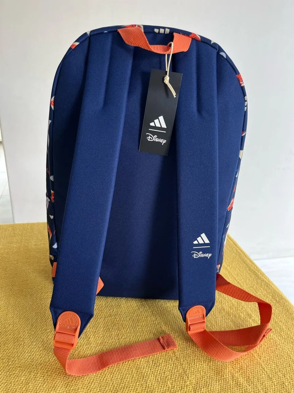 Mochila Adidas Disney Original e Nova  - Foto 4