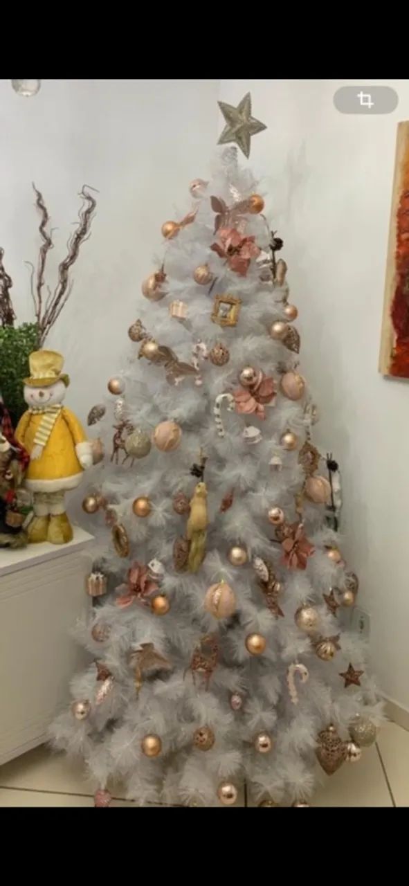 Árvore de Natal decorada  - Foto 2