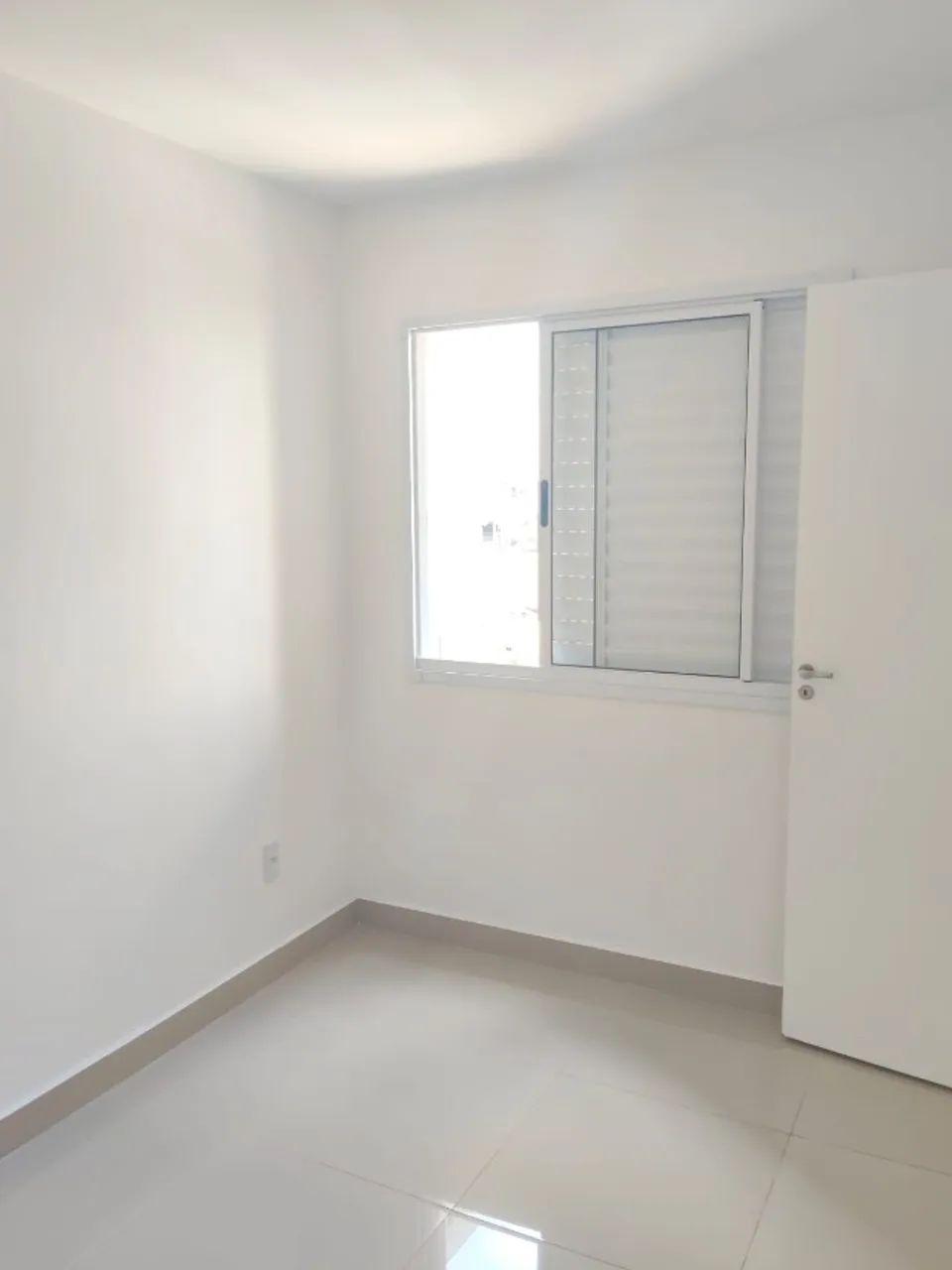 Apto 2 dormitórios,6º andar,zona Oeste Wanel ville, ao lado Santo Supermercado - Foto 4