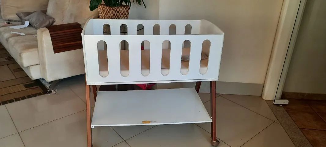 mini berço Sissi comrodinhas - Foto 2