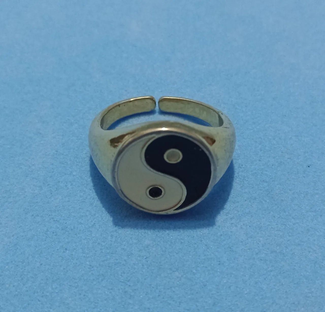 Anel Aço com banho Dourado Yin yang (tamanho 17)