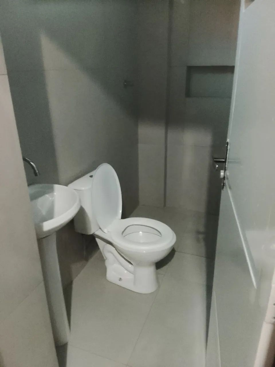 Alugo apartamento 