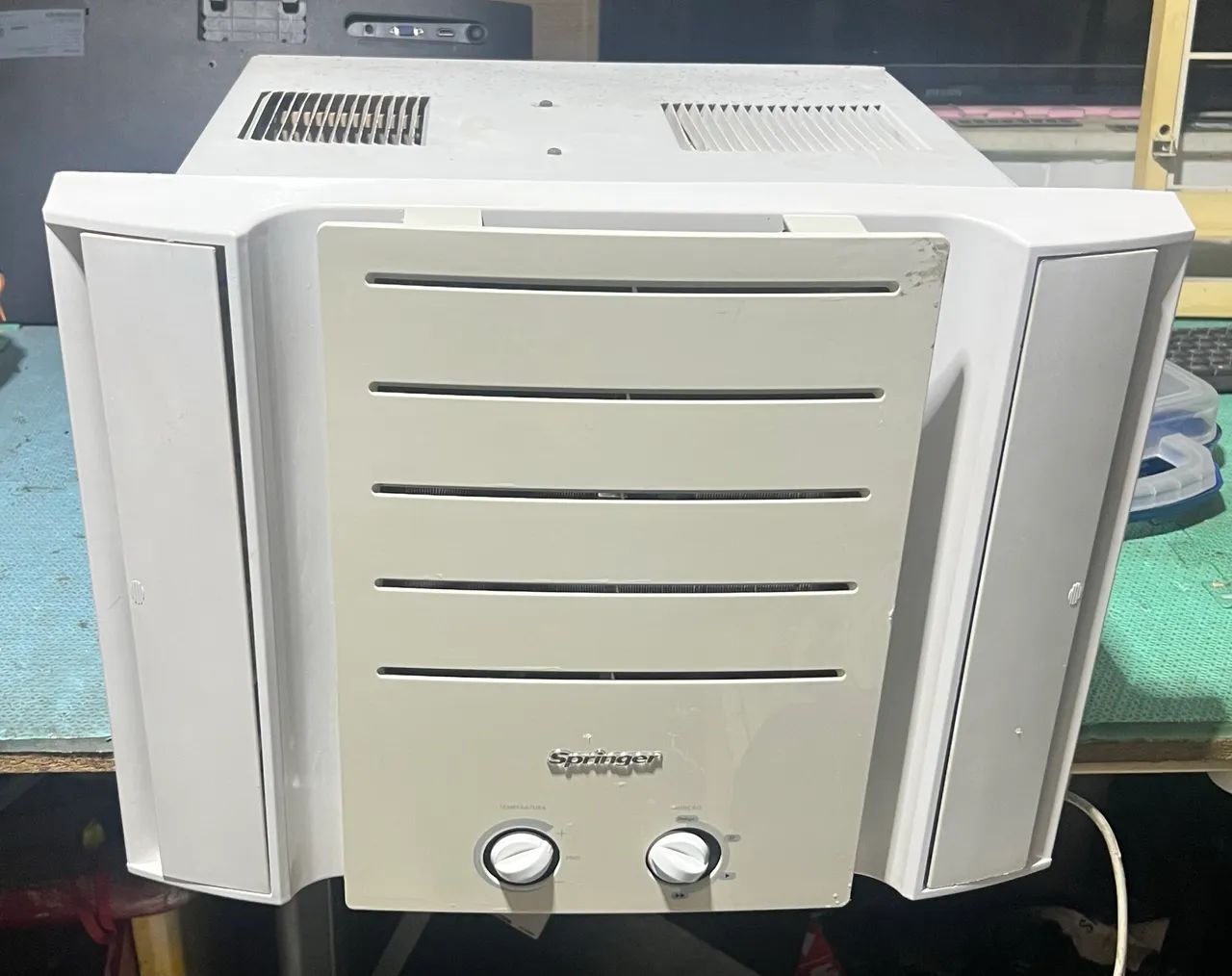 Ar condicionado springer 7500BTUs