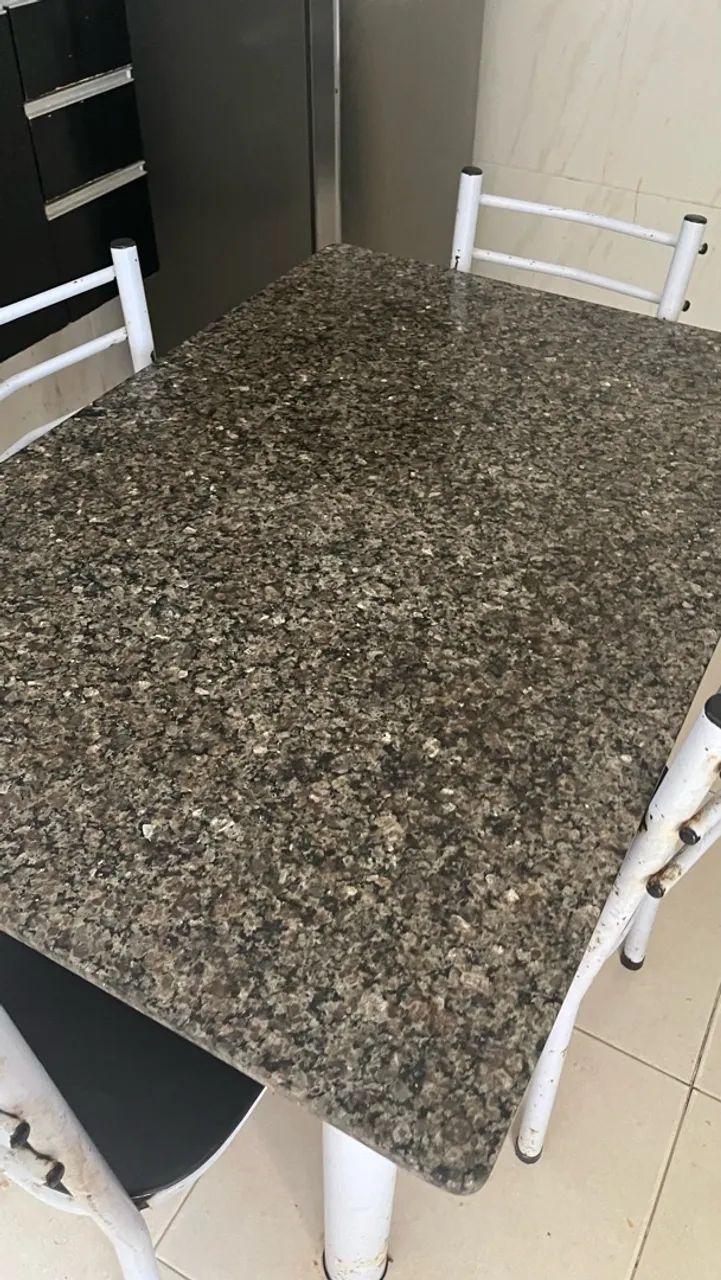 Mesa de jantar 4 cadeiras  - Foto 2