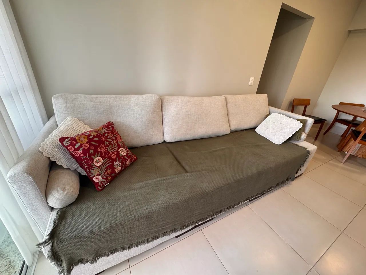 Vendo sofá 3 lugares - Foto 2