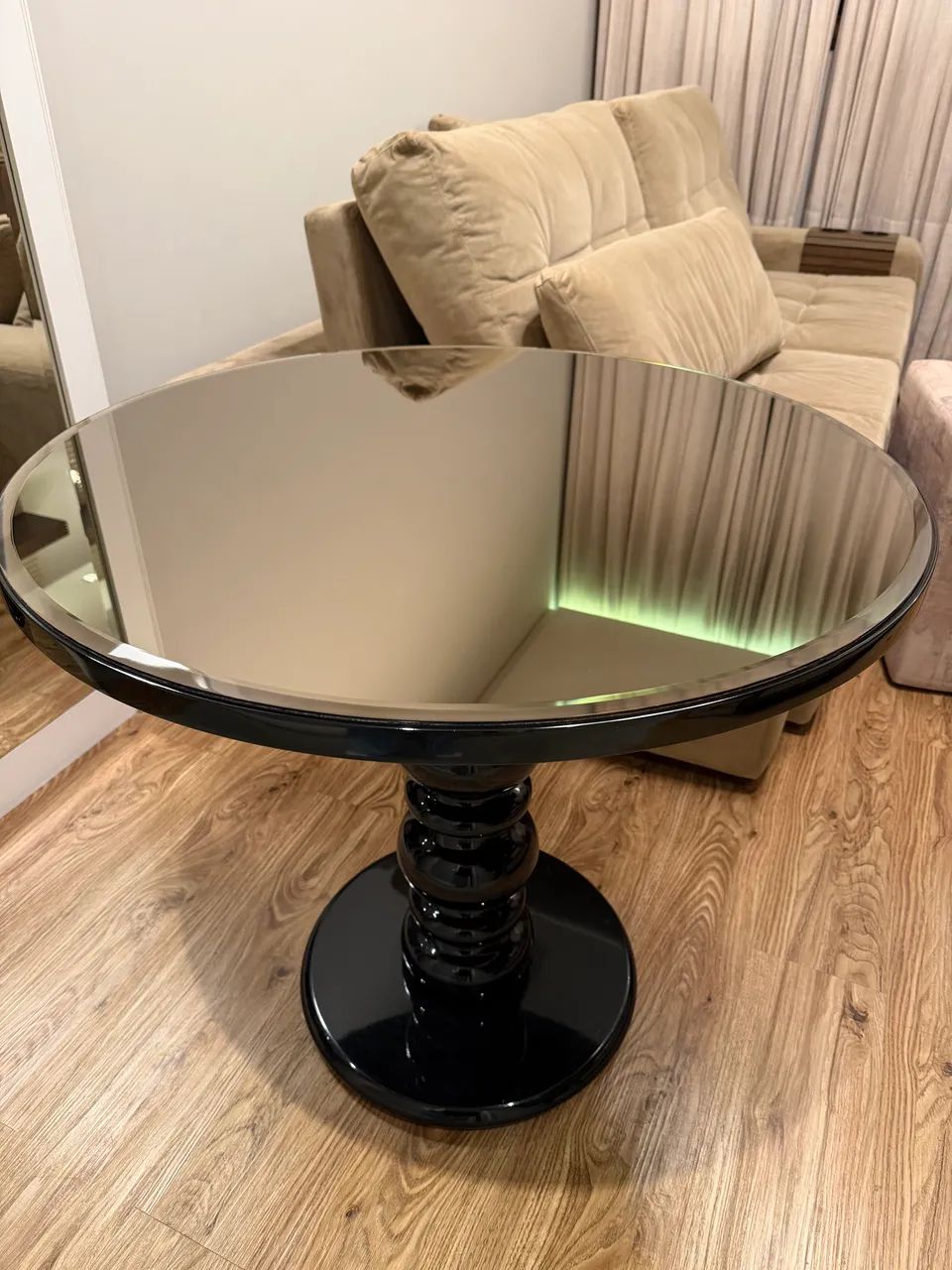   Mesa preta 