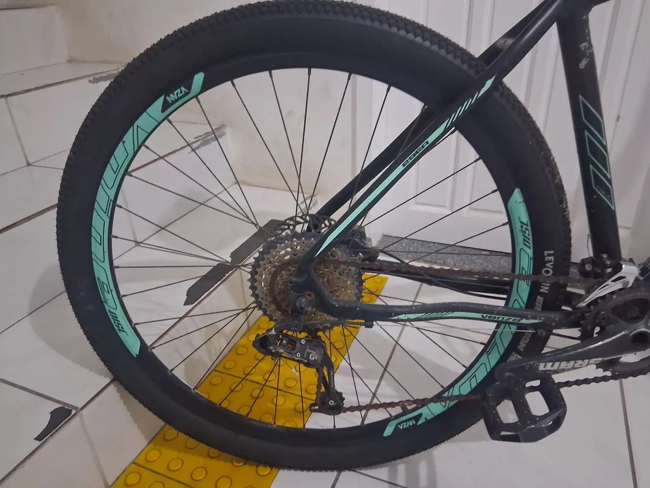 Venzo Aquila aro 29 - Foto 2
