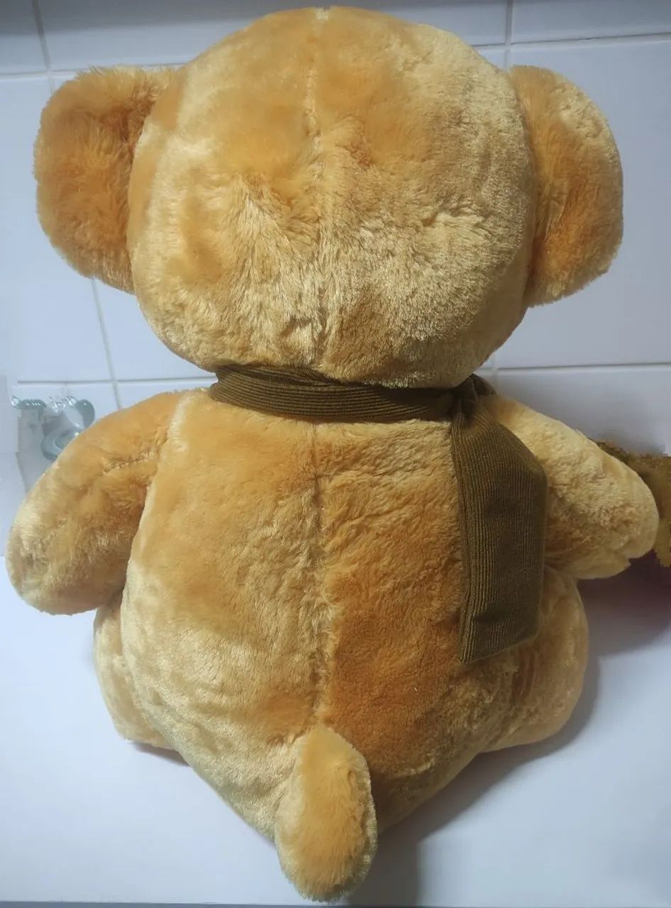Urso de Pelúcia Caramelo com Cachecol (Perfeito Estado/Lindo) - Foto 3