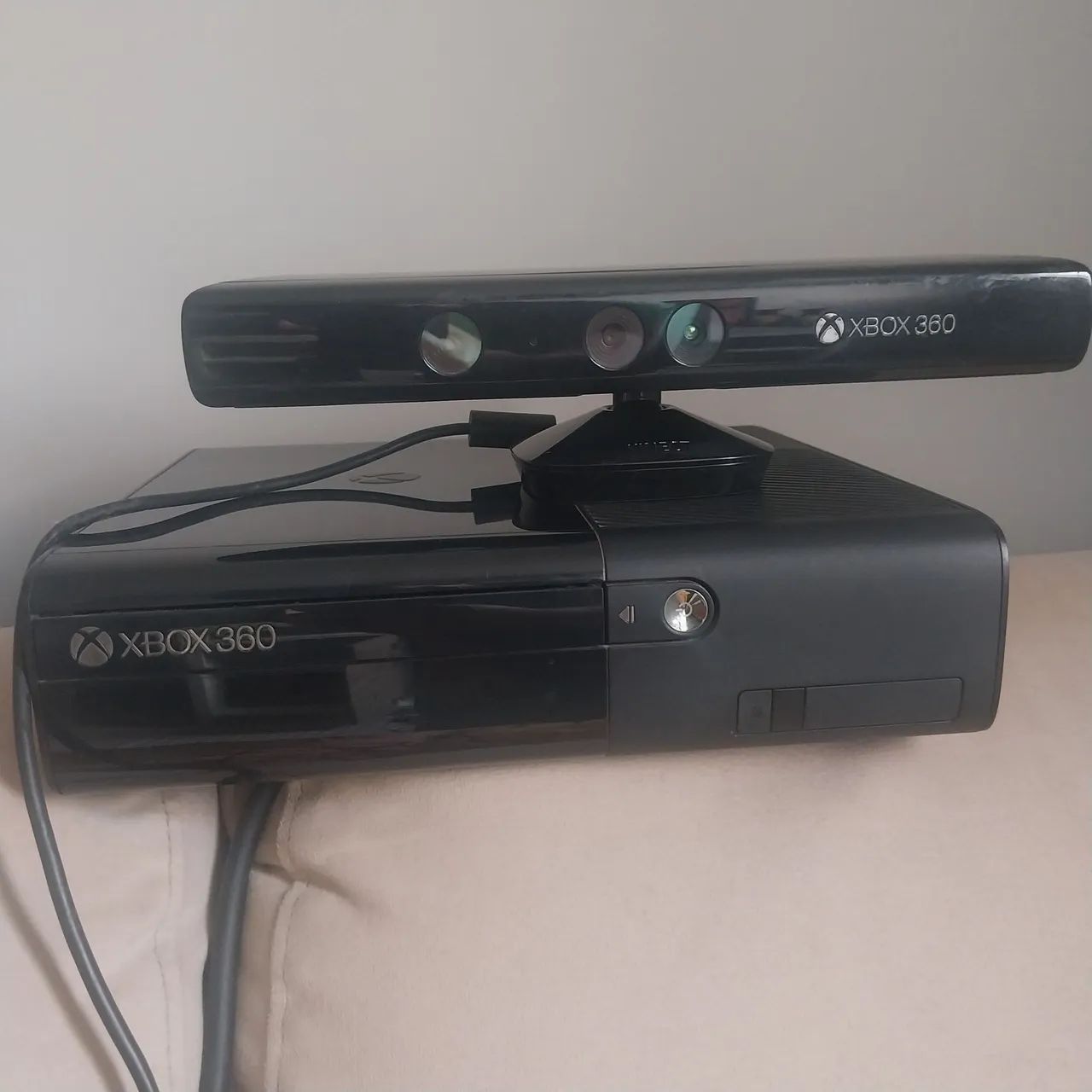 Xbox 360 super slim usado  - Foto 4