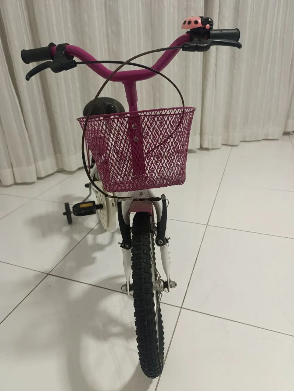 Bicicleta infantil aro 16 menina, impecável!!!  - Foto 2