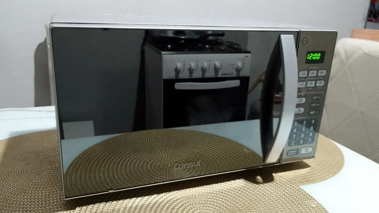 Microondas novíssimo 20 Litros 