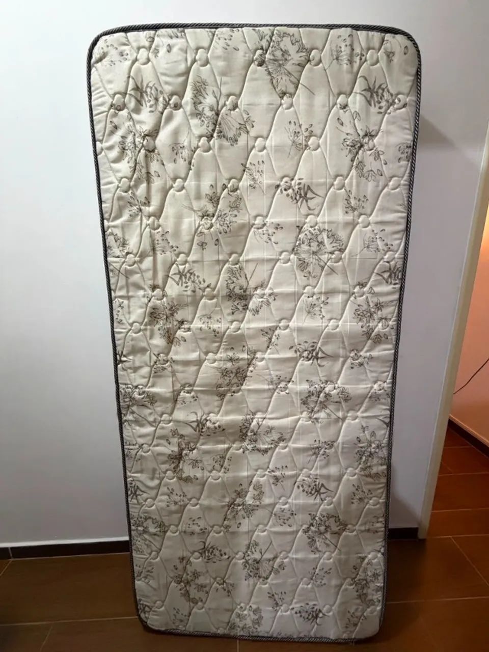 Cama solteiro espuma
