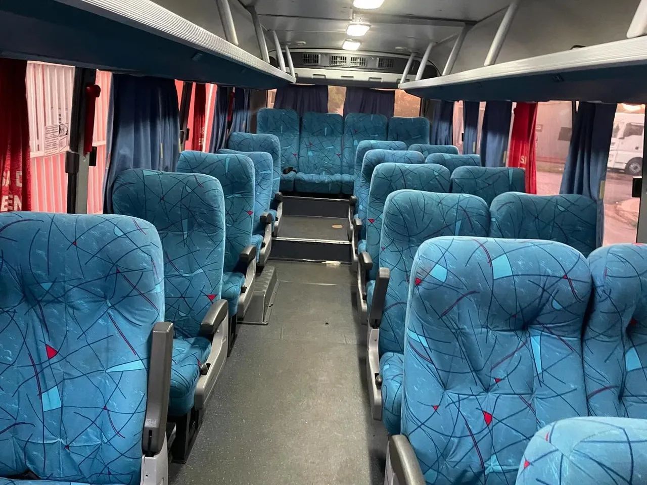 MICROÔNIBUS VOLARE W9 - Foto 5