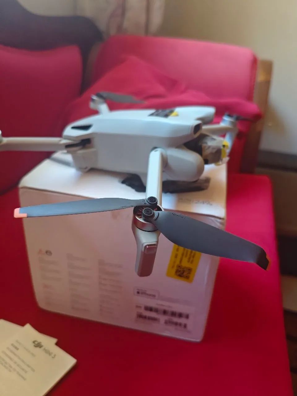 Drone Dji mini 3 standart sem tela COMO NOVO  - Foto 2