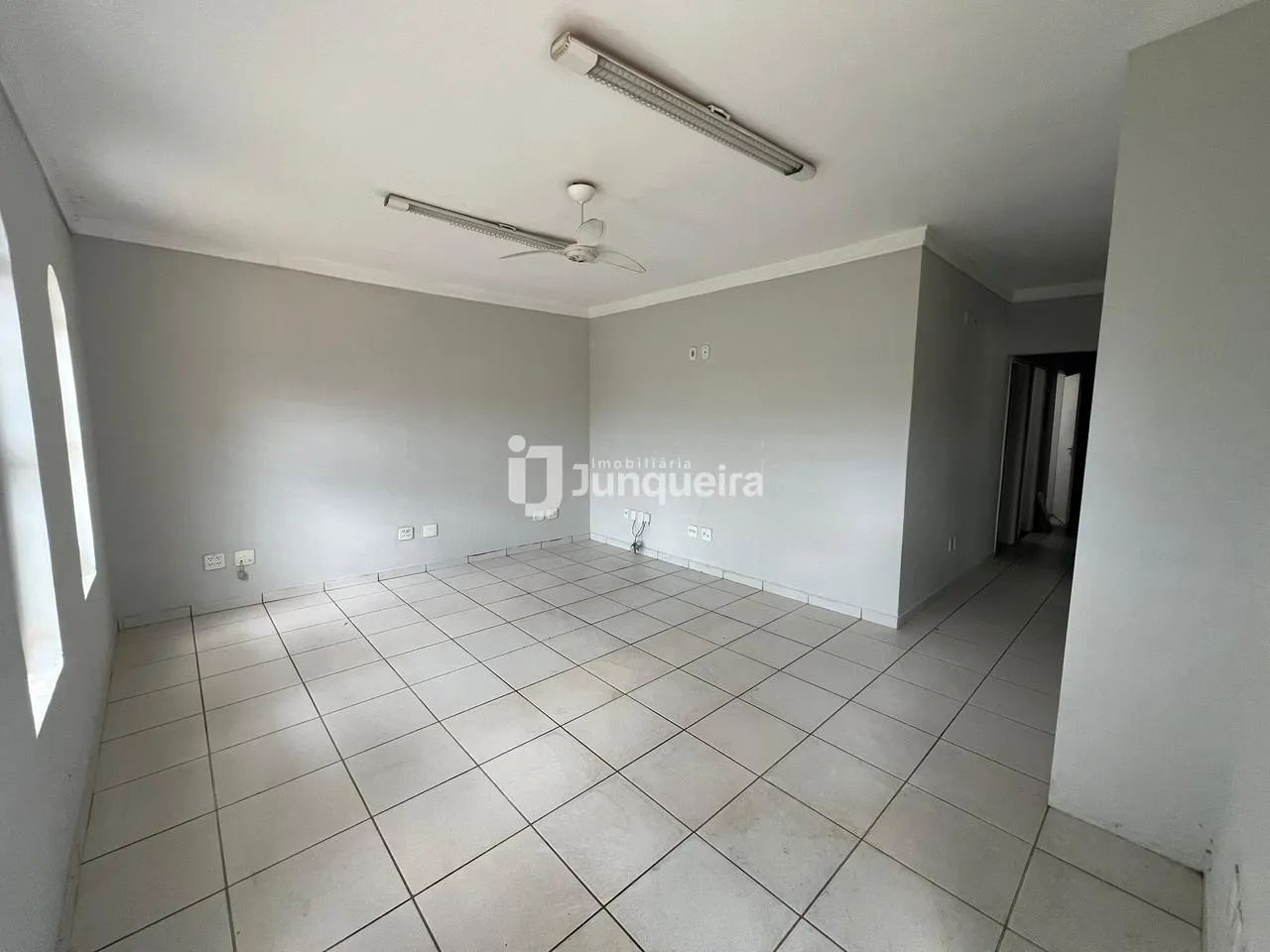 Sala Comercial para aluguel, 1 vaga, Centro - Rio das Pedras/SP - Foto 3