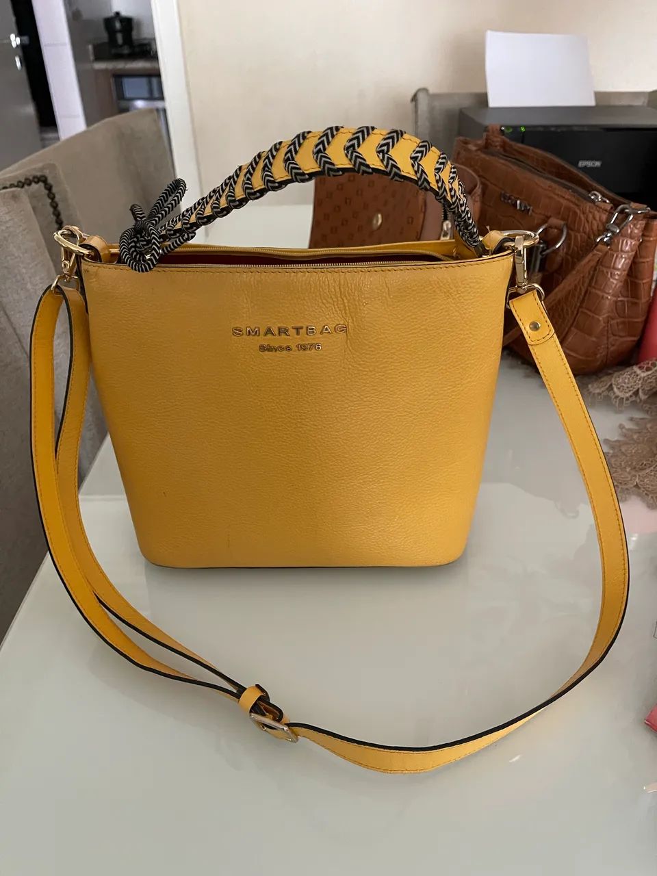 Bolsa Smartberg  amarela em couro  - Foto 3