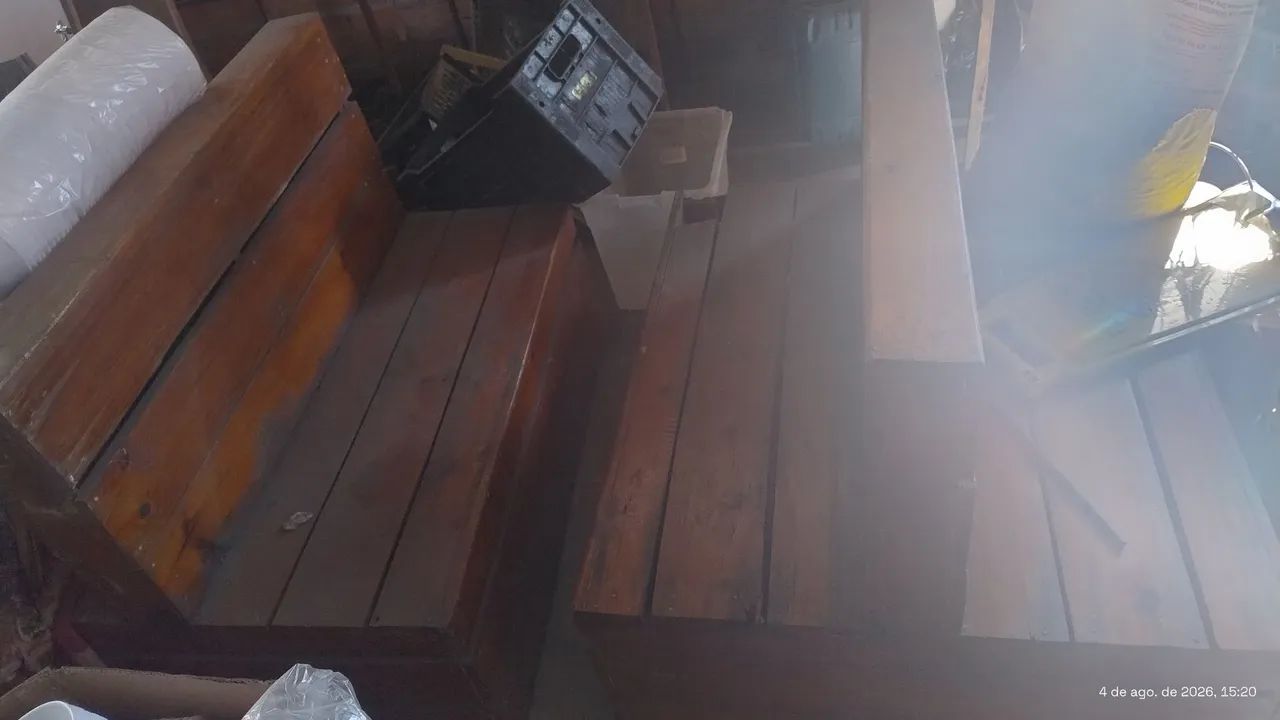 Banco de madeira para lanchonete 