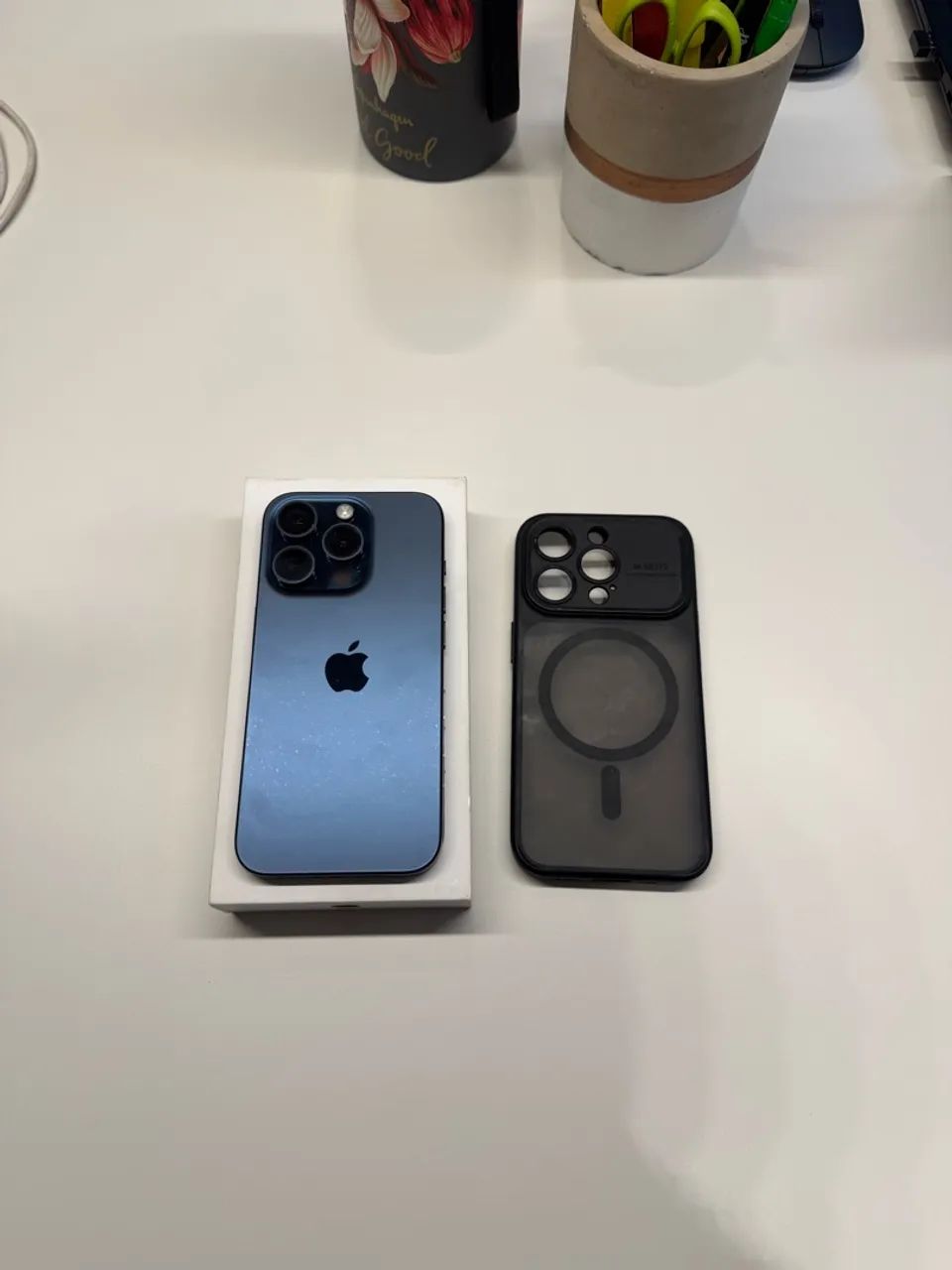 iPhone 15 Pro  - Foto 2