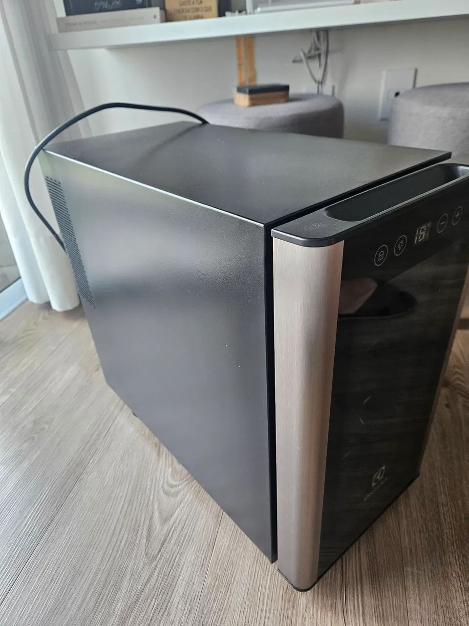 Adega Eletrolux 8 garrafas - Foto 3