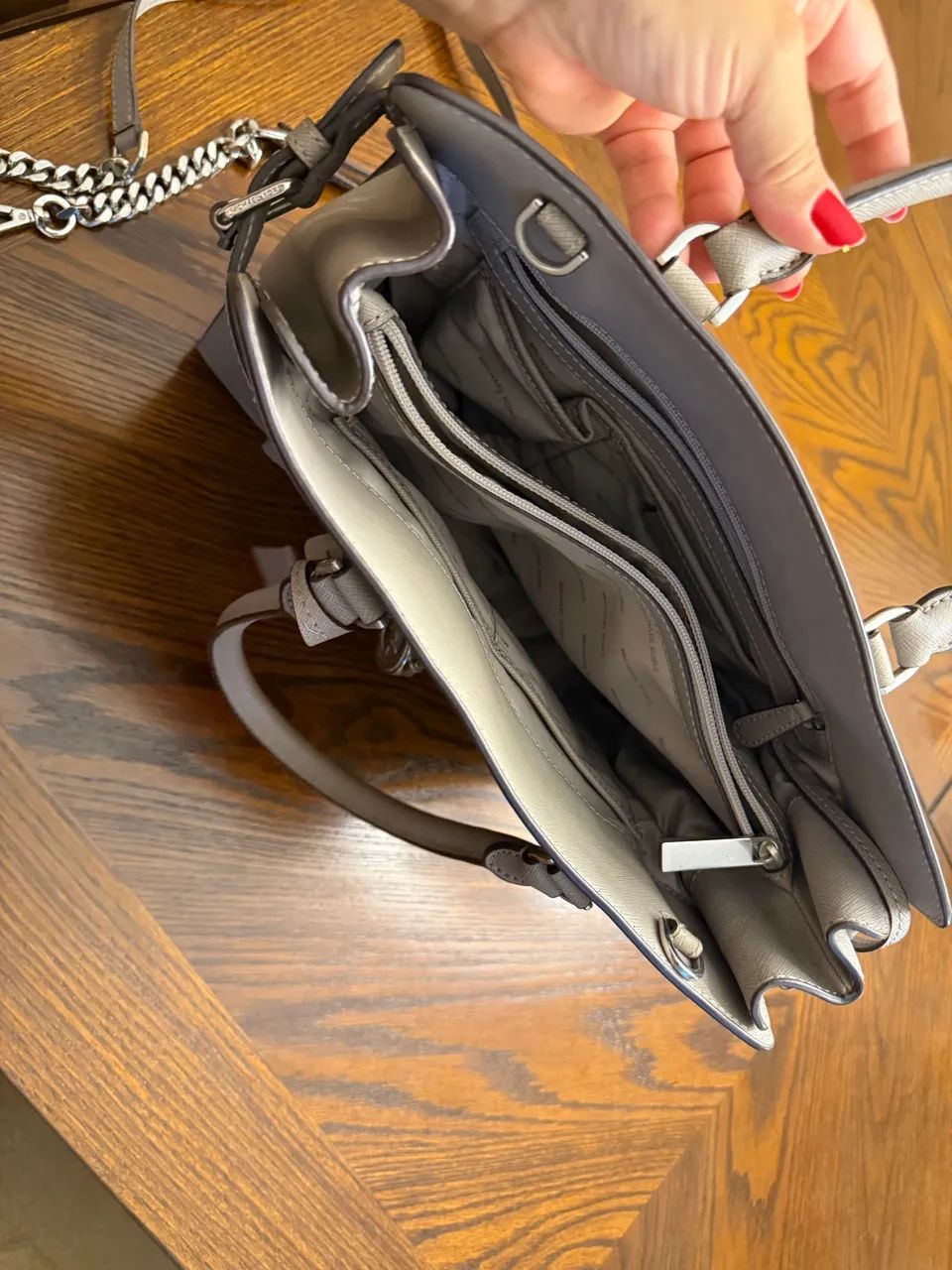 Bolsa Michael Kors original Grande cinza - Foto 3