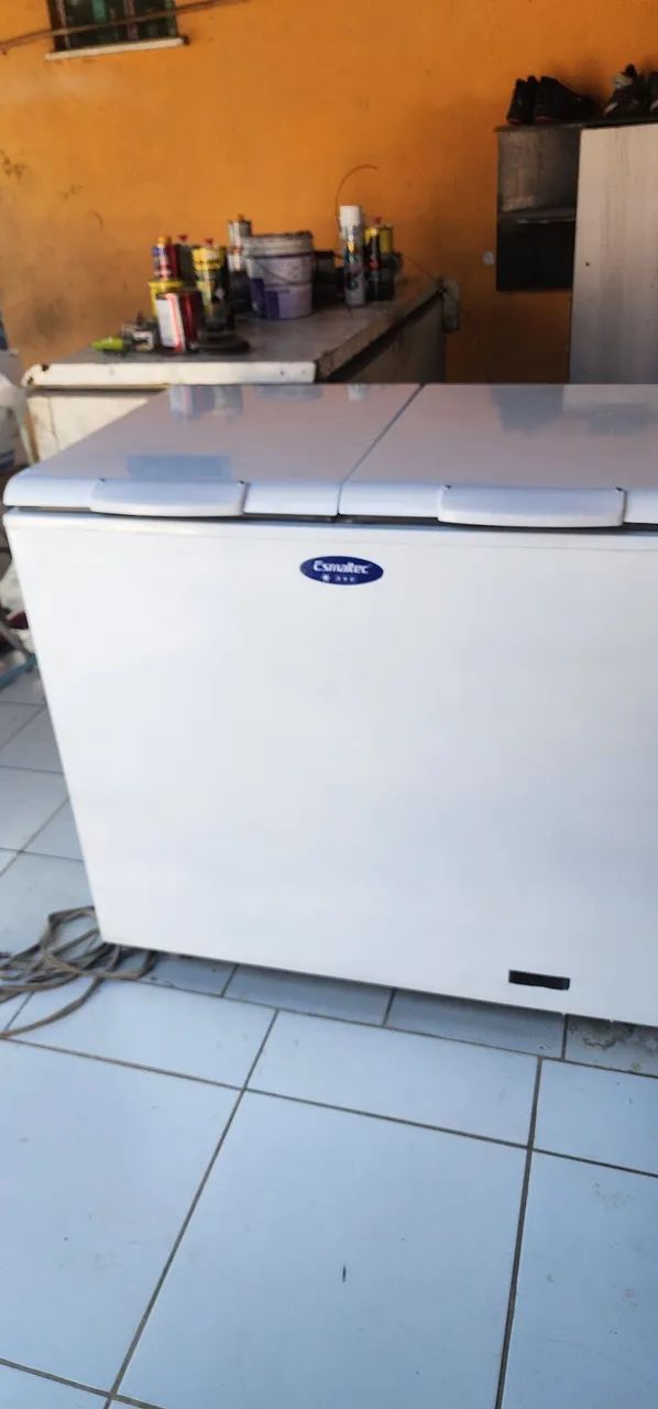 Freezer smaltec  320 litros