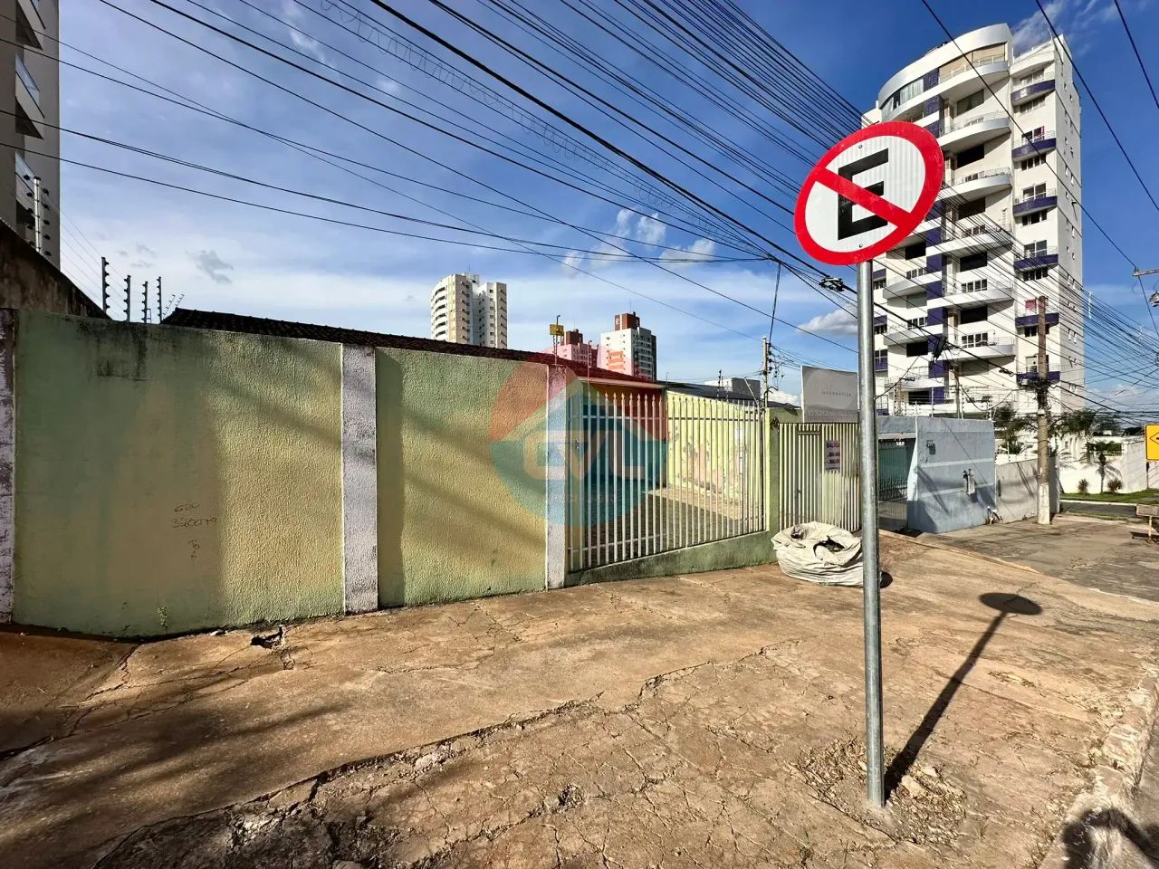 EXCELENTE CASA COMERCIAL LOCALIZADA NO BAIRRO BOSQUE DA SAÚDE. codigo: 340425