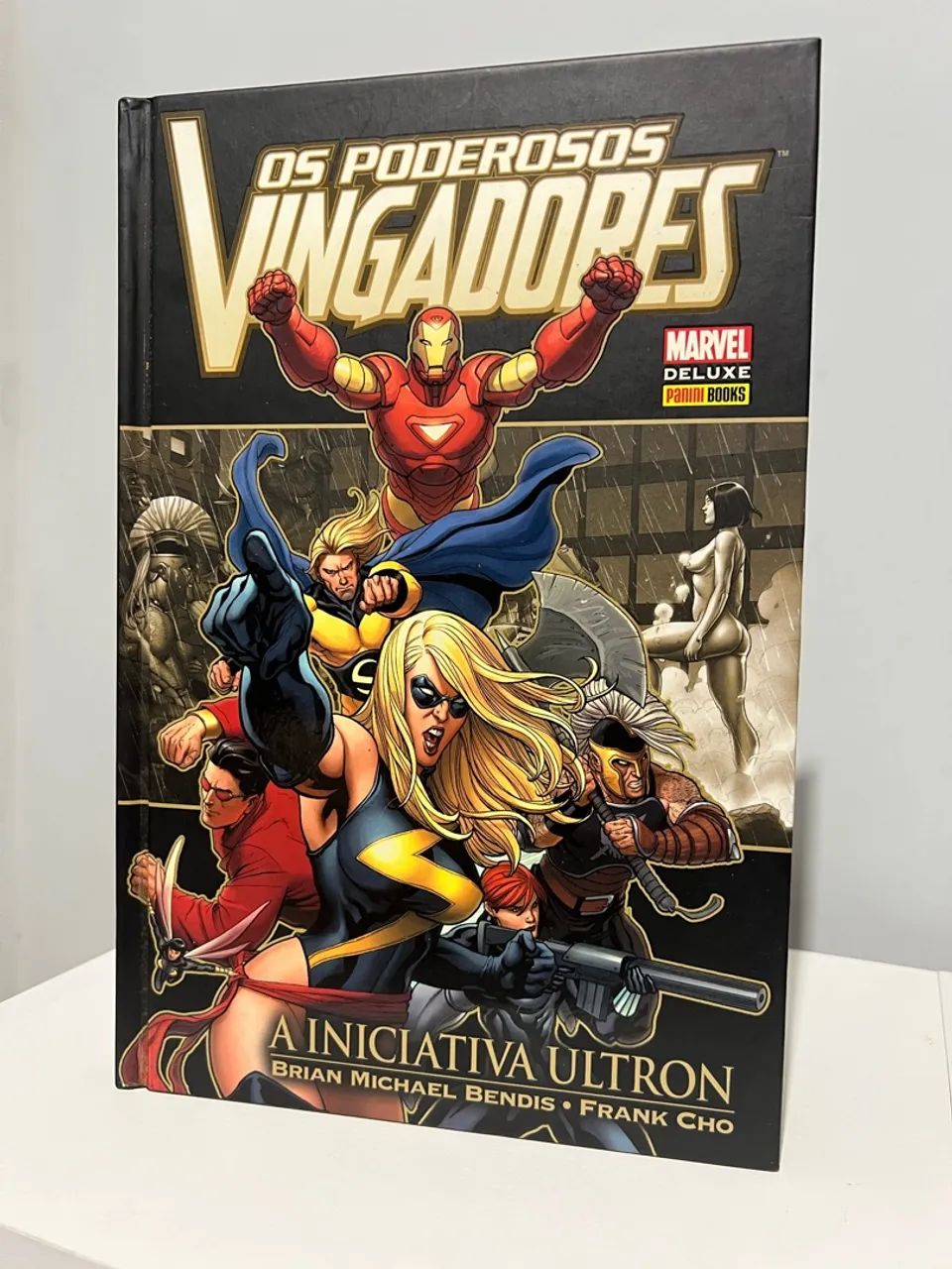 HQ Os Poderosos Vingadores - Marvel Deluxe (Esgotado / Raro).  