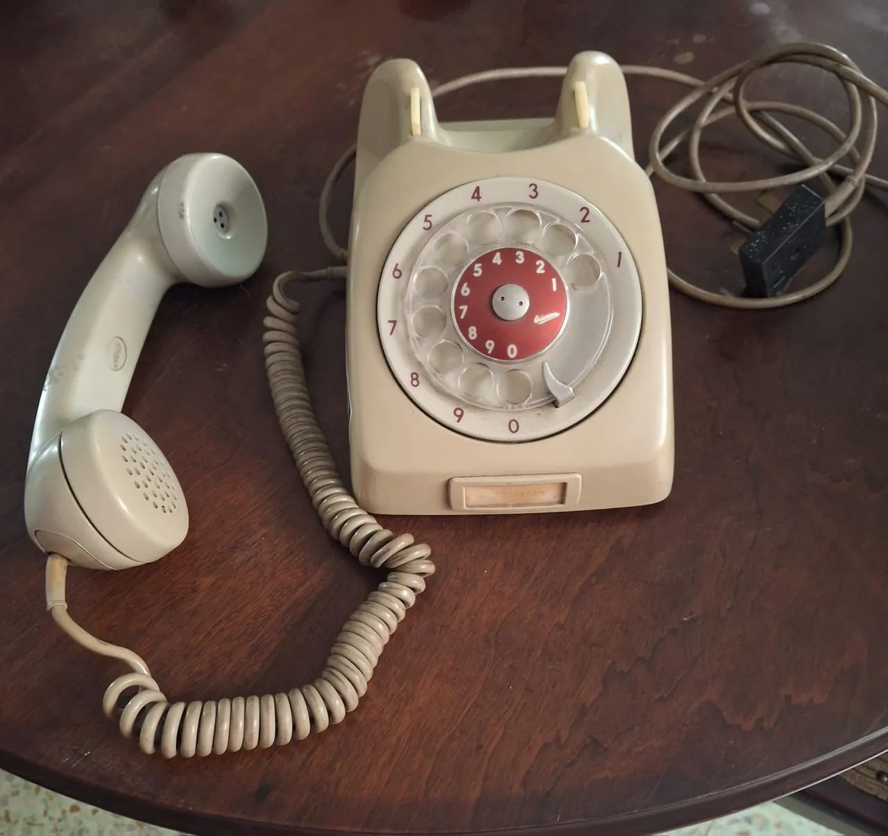 Telefone antigo discagem  - Foto 2