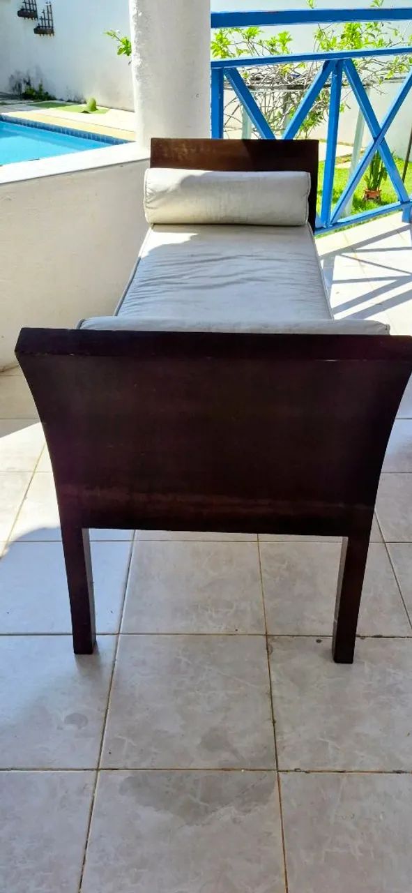 Banco estilo Divã