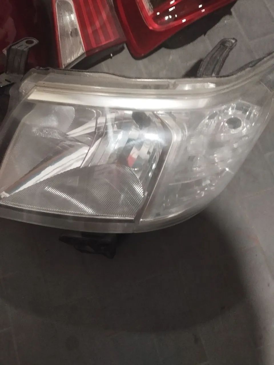 Farol e lanterna Hilux Saveiro gol Strada Siena corsa