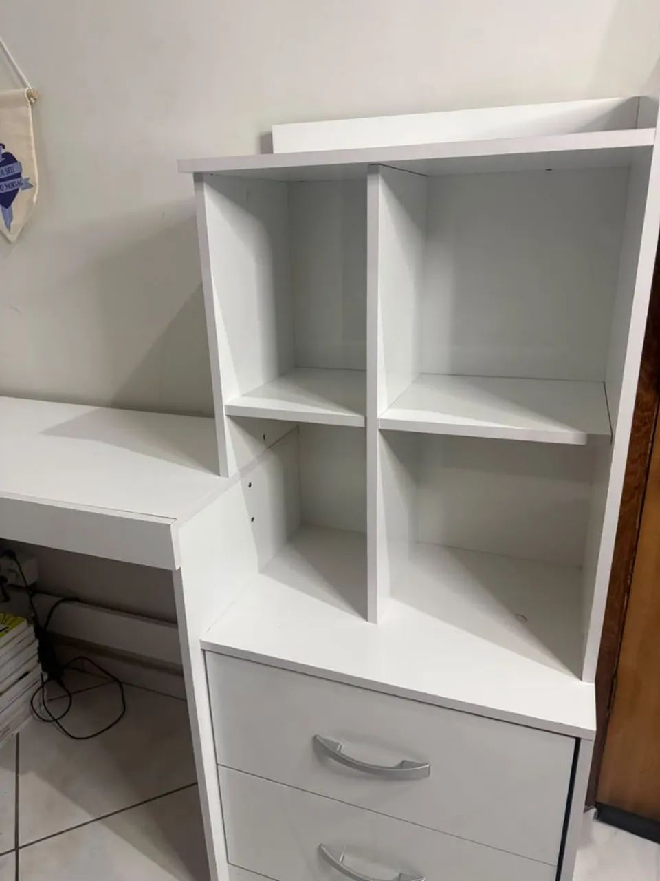Mesa de estudos com 2 gavetas fundas - Foto 2