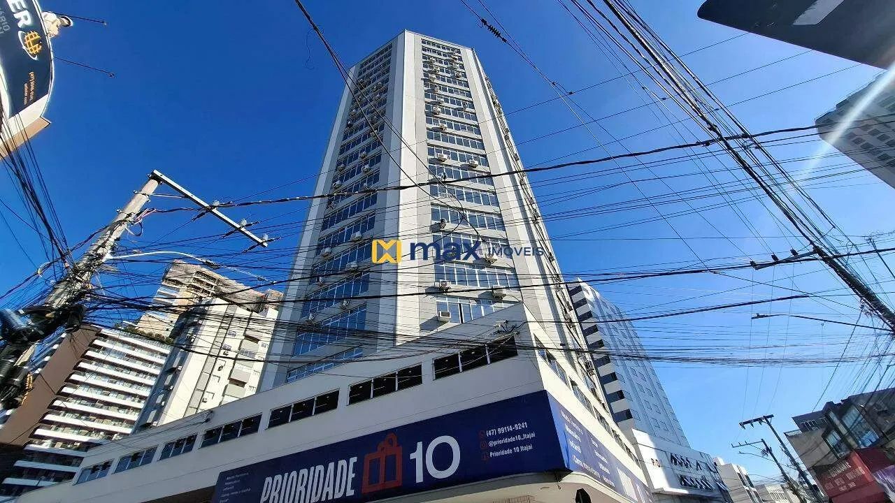 Sala comercial à venda no bairro Centro em Itajaí