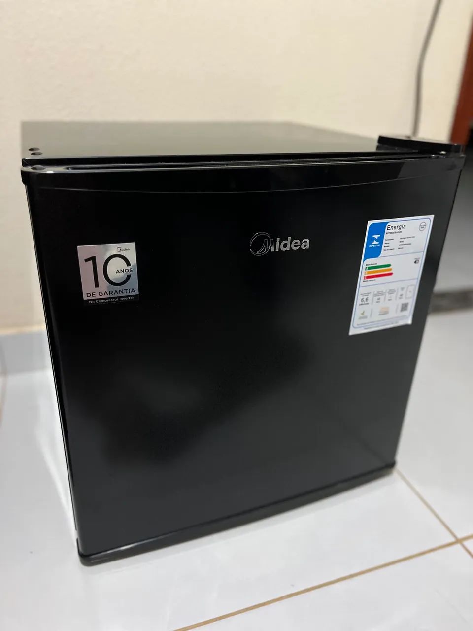 Vendo frigobar midea - Foto 3