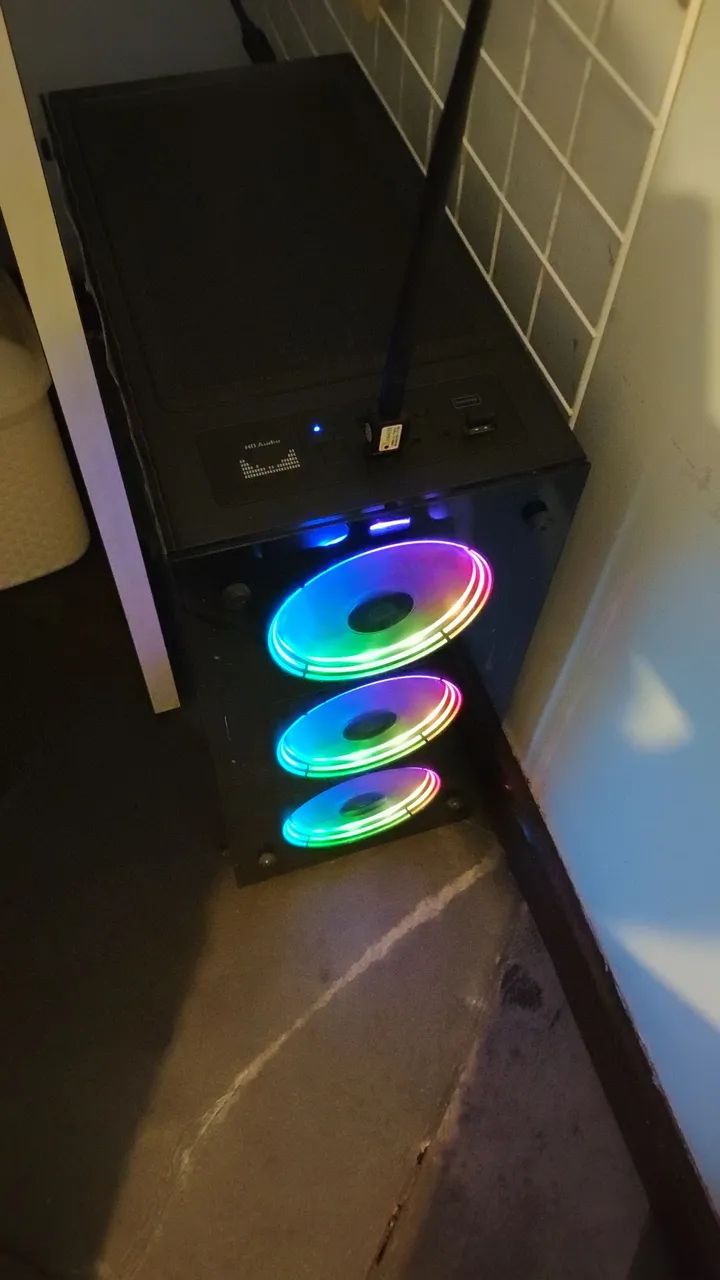 PC Gamer Ryzen 7 5700G + RTX 3060 Ti + 32GB + SSD NVMe 1TB - Alto