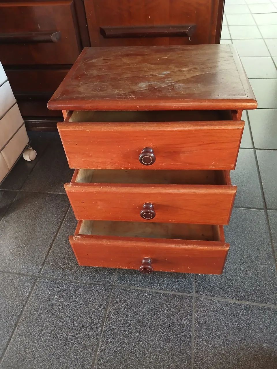 Mesinha de cabeceira - Foto 2