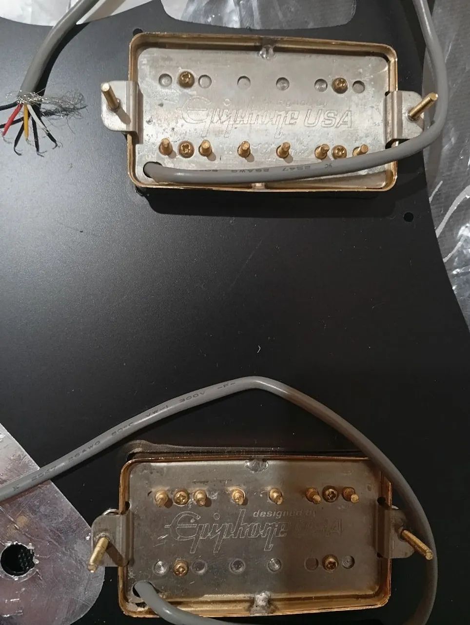 Escudo e captadores Epiphone - Foto 3