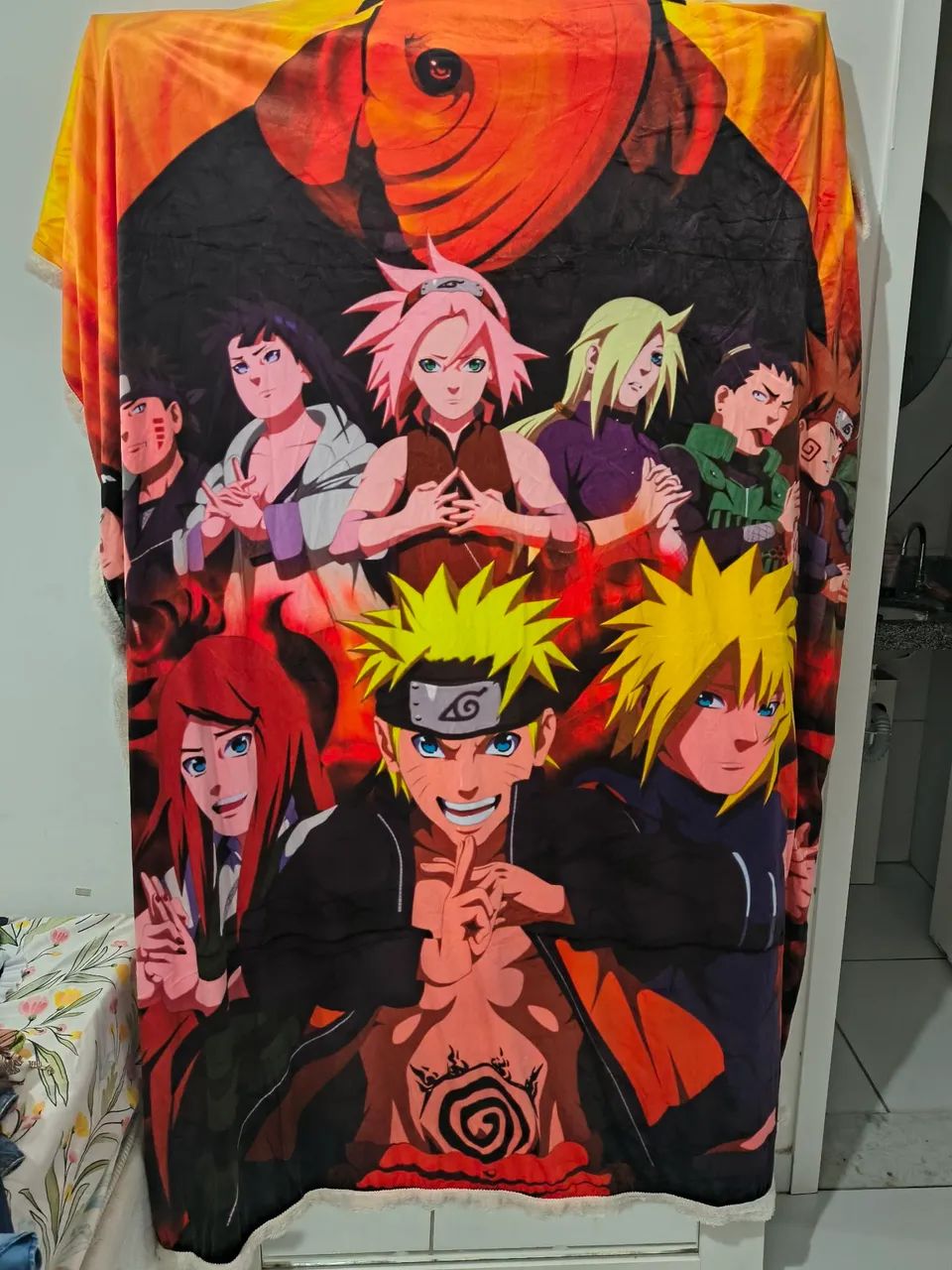 Cobertor Naruto tipo edredom. Muito macio 