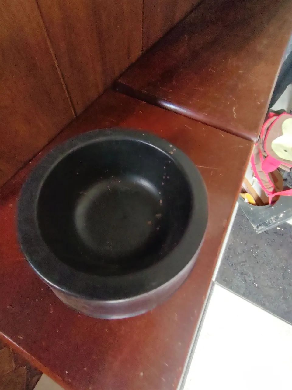 Comedouro e bebedouro para gatos. - Foto 2