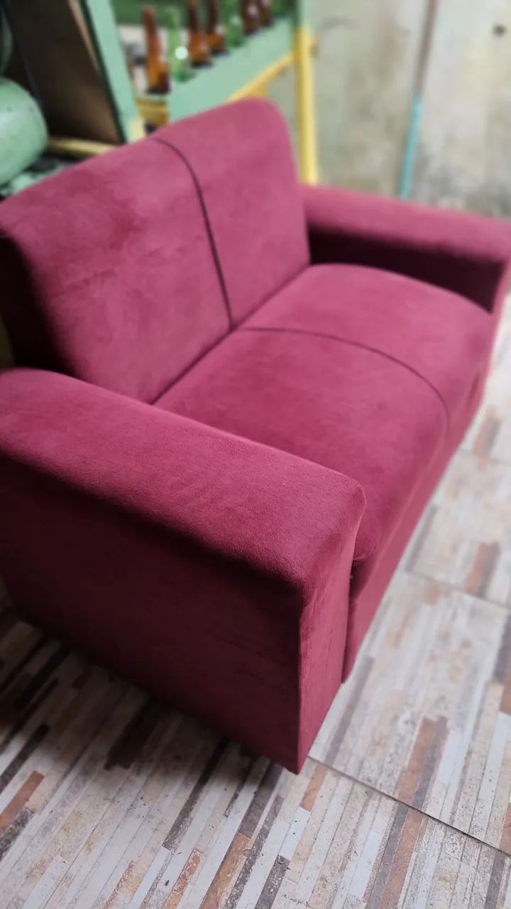 Sofá pra vender logo 