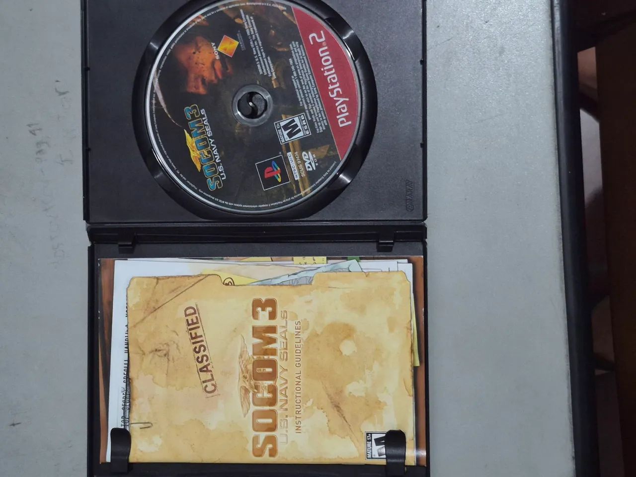 SOCOM 3: U.S. NAVY SEALs - Jogo Original de PS2 - Foto 4